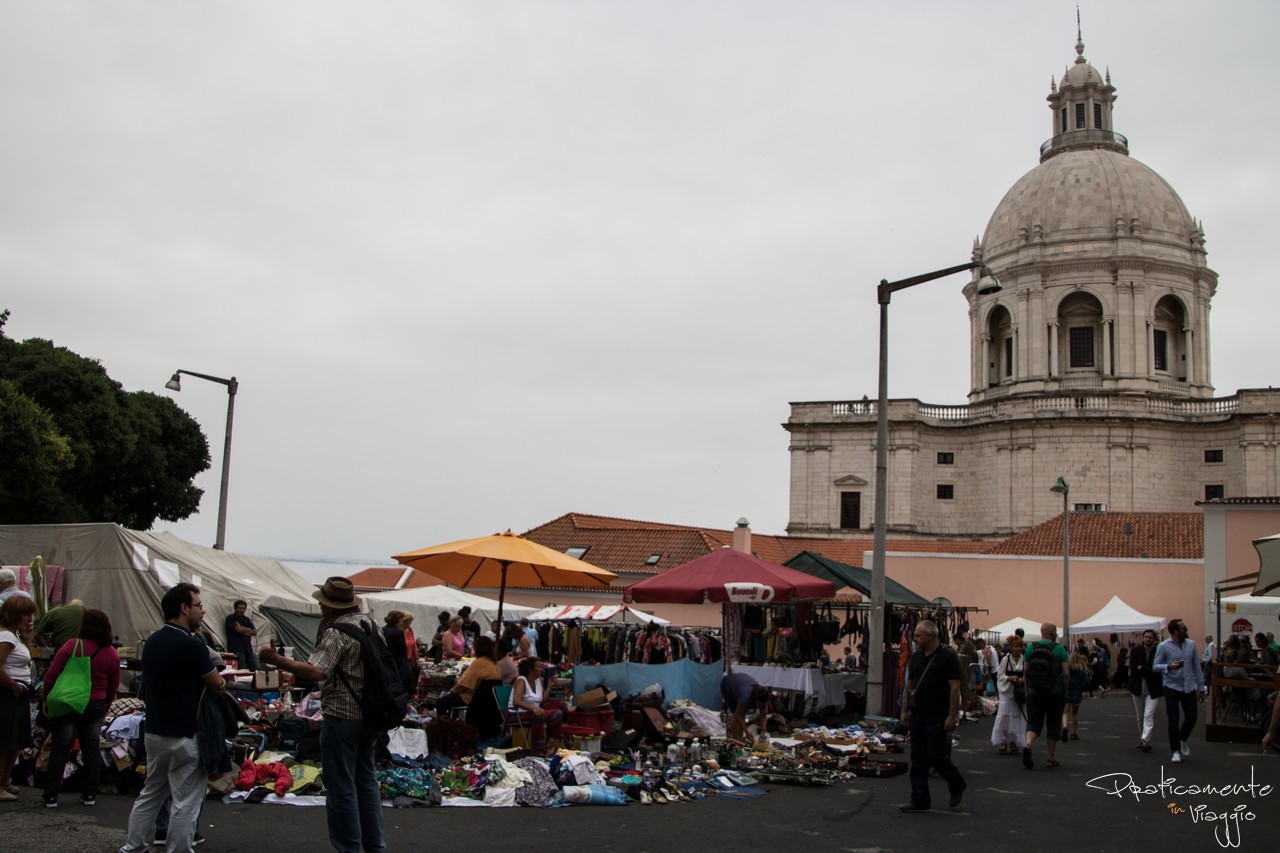 Alfama Feira de Ladra